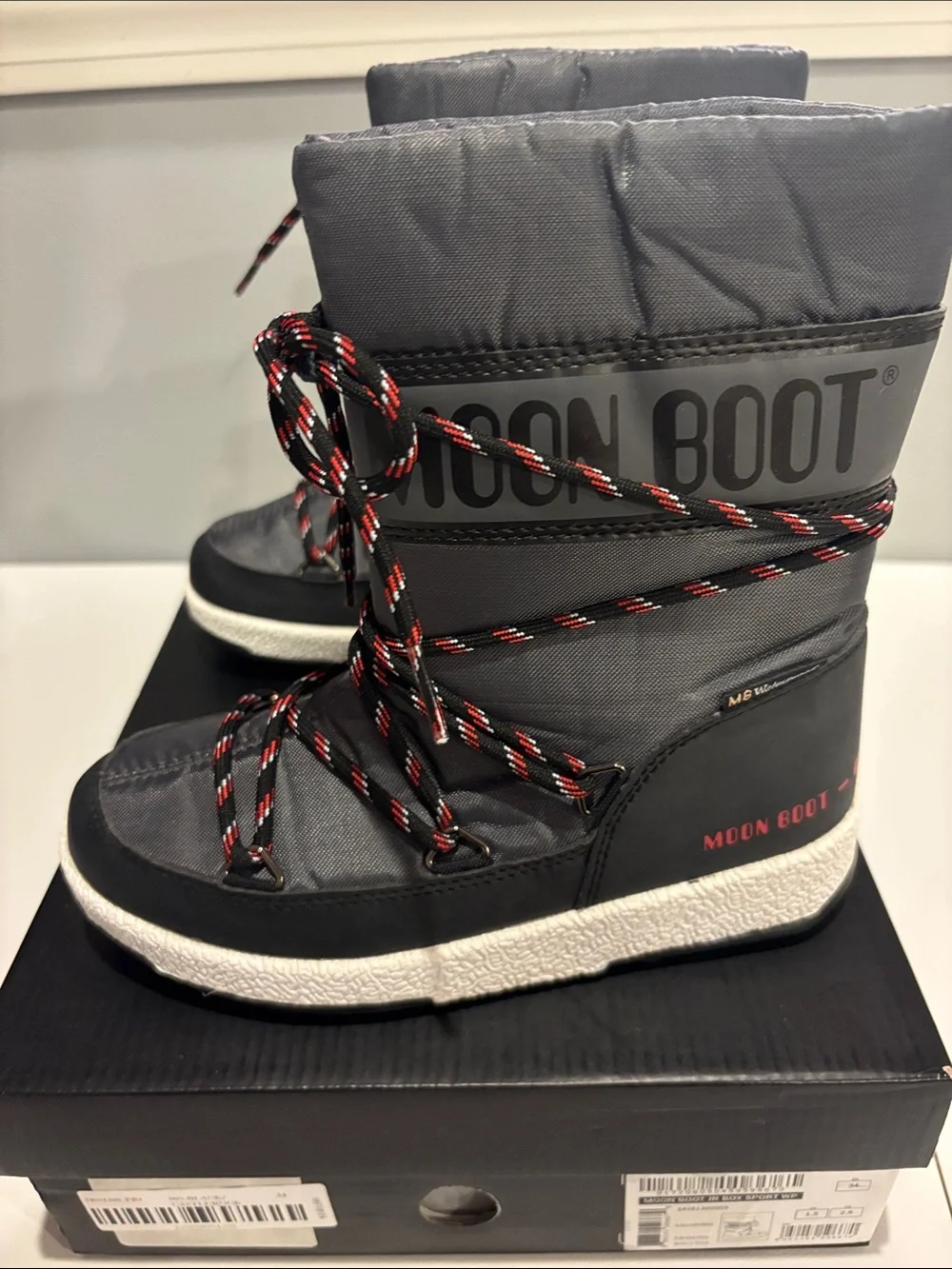 Moon Boot Kids Gray Winter Boots with Red-Detail Laces